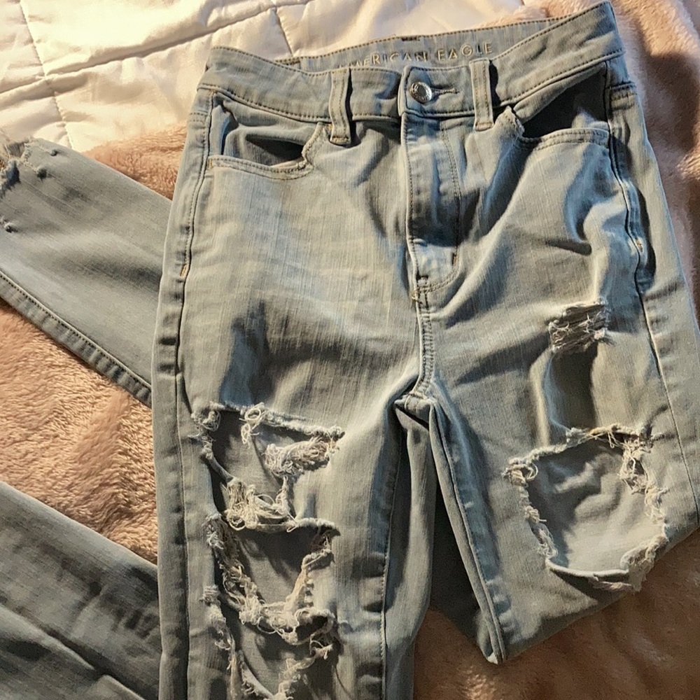 American Eagle distressed highest rise jeggings! - Picture 3 of 9